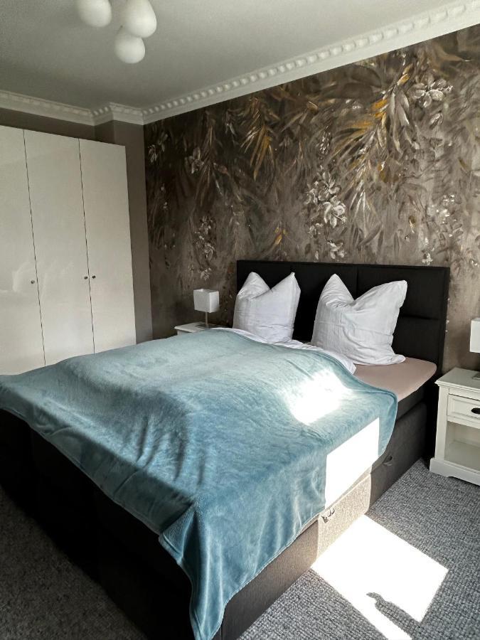Appartamento Traumhafter Altbaucharme In Zentraler Lage Kiel Esterno foto